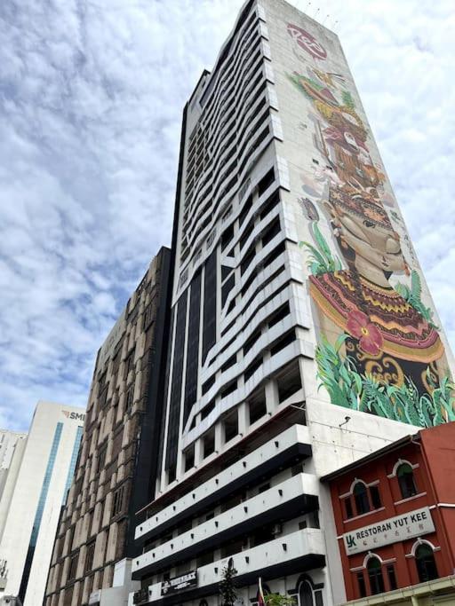 M101 Klcc Kl City King Suites By Livin Kuala Lumpur Luaran gambar