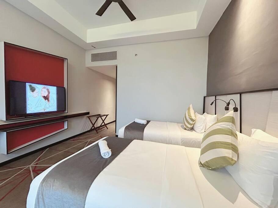 M101 Klcc Kl City King Suites By Livin Kuala Lumpur Luaran gambar